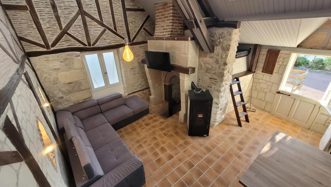 Gite De Charme Proche Loire A Velo Avec Jacuzzi Privatif Savonnieres Exterior photo