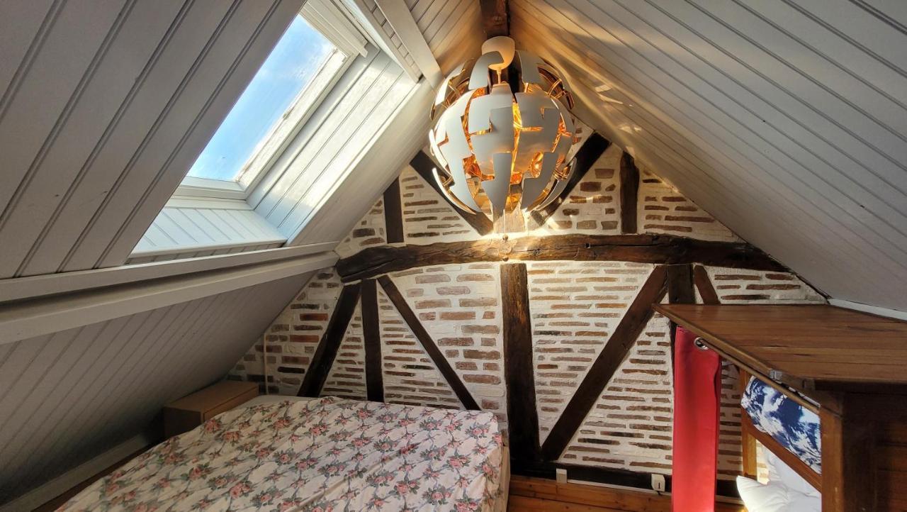 Gite De Charme Proche Loire A Velo Avec Jacuzzi Privatif Savonnieres Exterior photo
