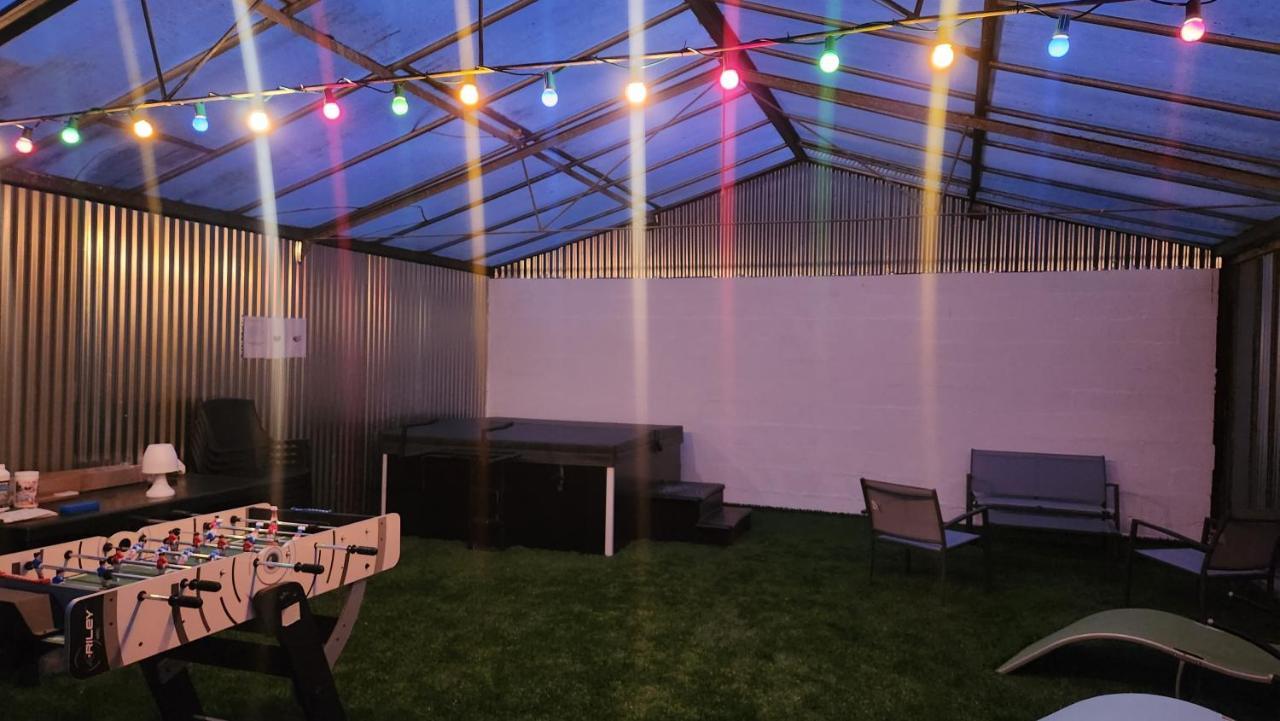 Gite De Charme Proche Loire A Velo Avec Jacuzzi Privatif Savonnieres Exterior photo